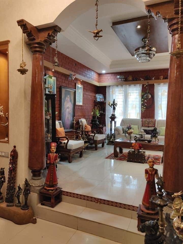 Chettinad Pillars